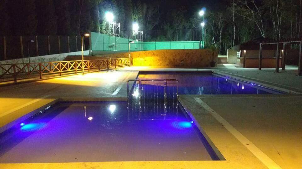 Apart Hotel Vista Azul - Hospedagem Nas Montanhas Домингос Мартинс Екстериор снимка