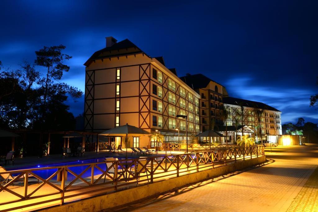 Apart Hotel Vista Azul - Hospedagem Nas Montanhas Домингос Мартинс Екстериор снимка